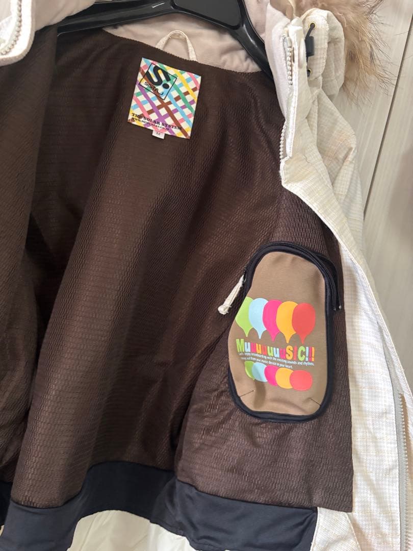 【美品】SISTA.J スノーボードウェアセット レディース M　おまけ付き