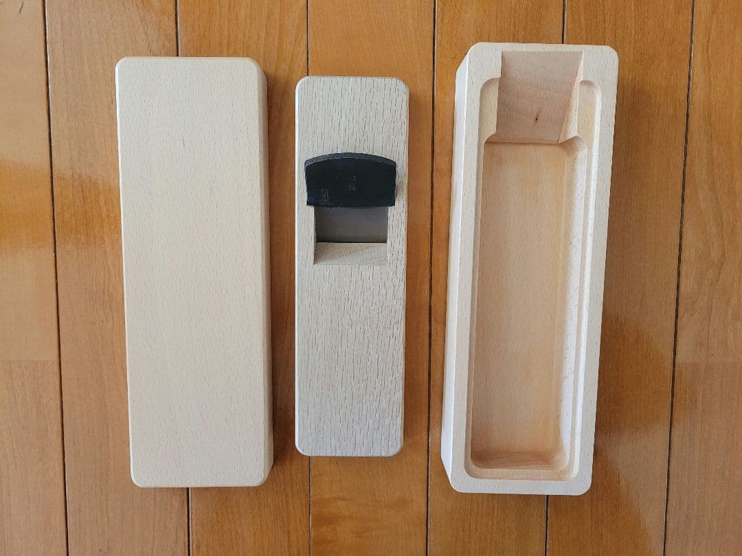 【新品】鰹節削り器 （台屋）