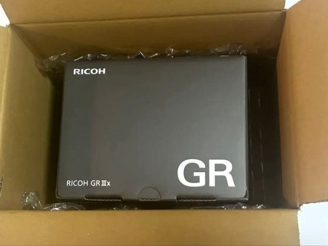 【新品未使用】RICOH GRⅢX 3年保証付き