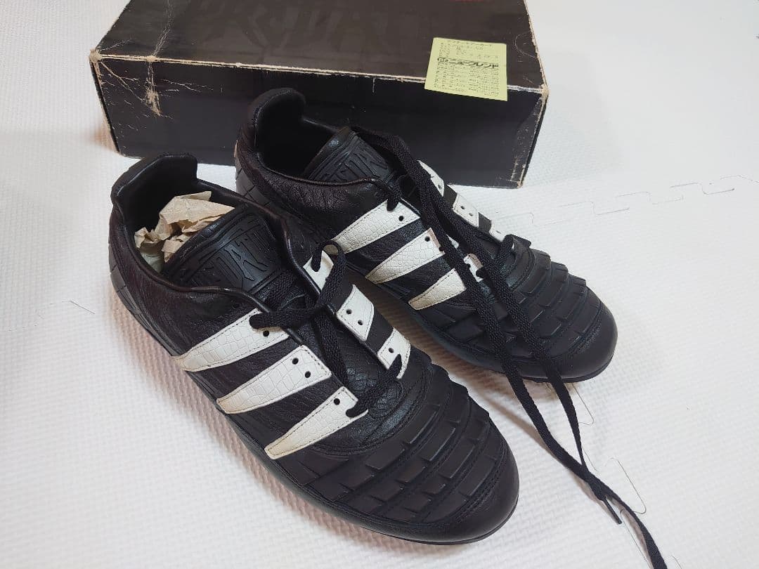 未使用!!　アディダス　初代プレデター　平成６年購入