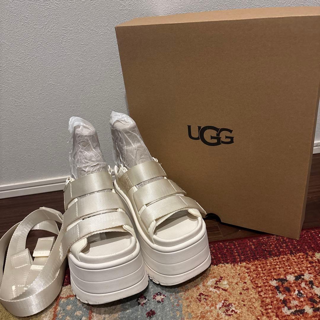 UGG ホワイト GOLDENRISE