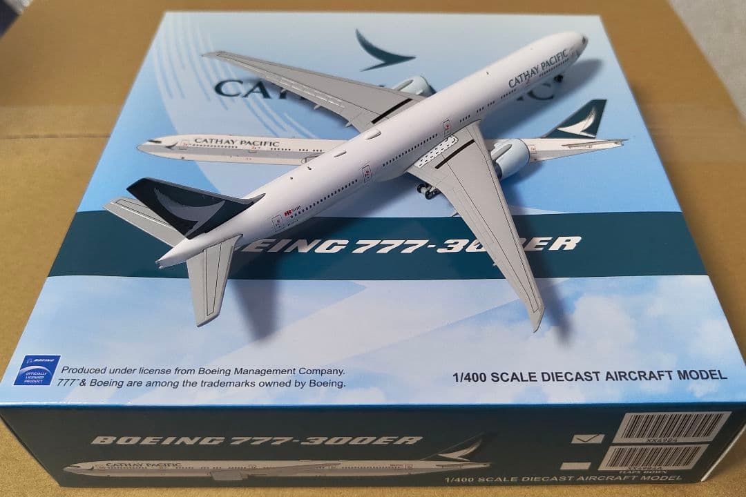キャセイパシフィック航空 777-300ER B-KQT 1/400