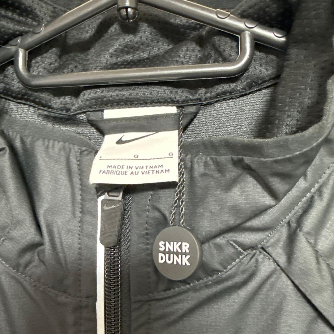 NIKE STUSSY ブラックナイロンジャケット