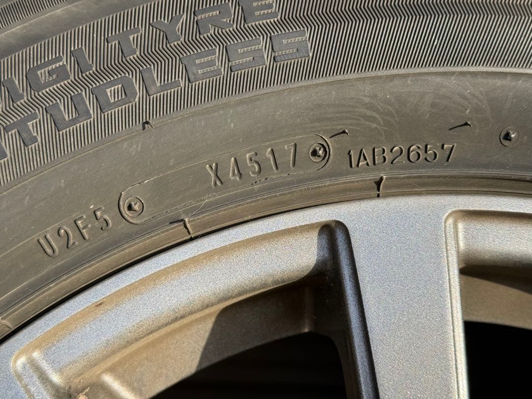 群馬県前橋市内引取225/65R17 スタッドレス　ホイールセット