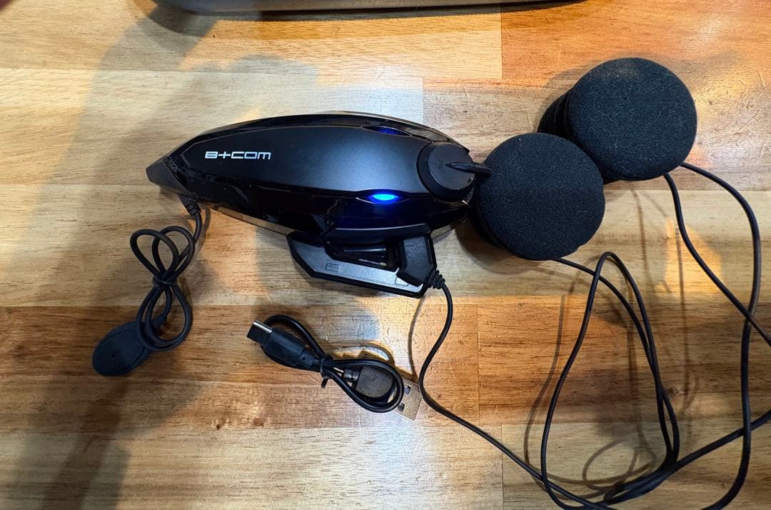 ビーコム B+COM SB6X Bluetooth インカム　⭐︎美品