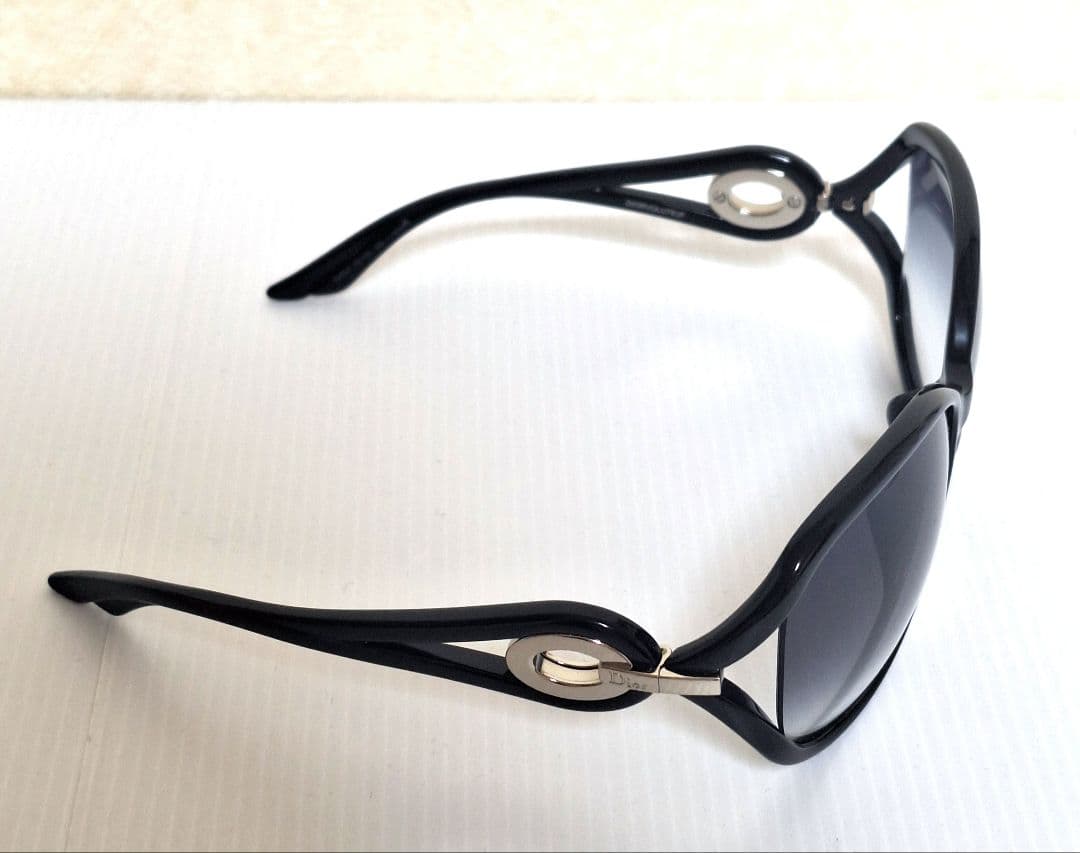 ゆ*ん様 Dior サングラス ブラック