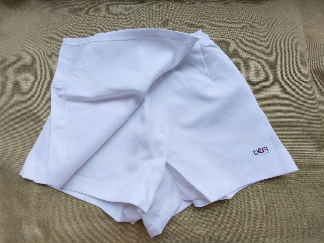 よきとき機おまとめ品 サイズ60 ミニスコート　カワイイ 白