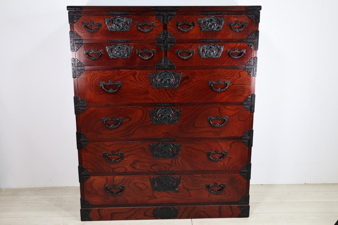 のりりん　 民芸家具　岩谷堂 箪笥　南部鉄金具　桐紋　中桐六段　重厚