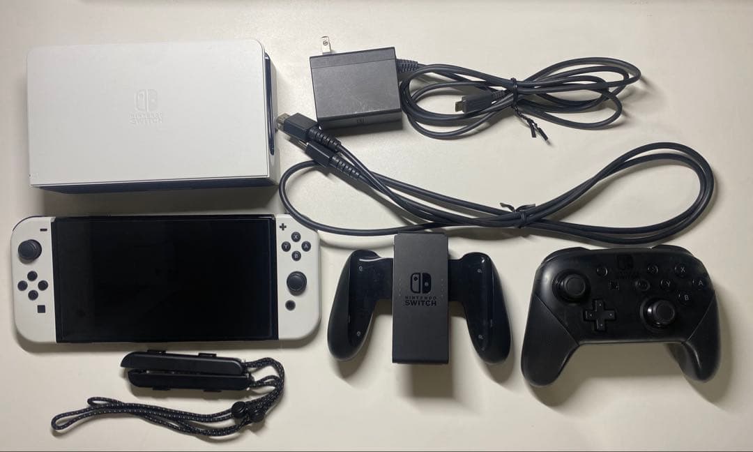 Nintendo Switch ホワイト 本体 ACアダプター付き