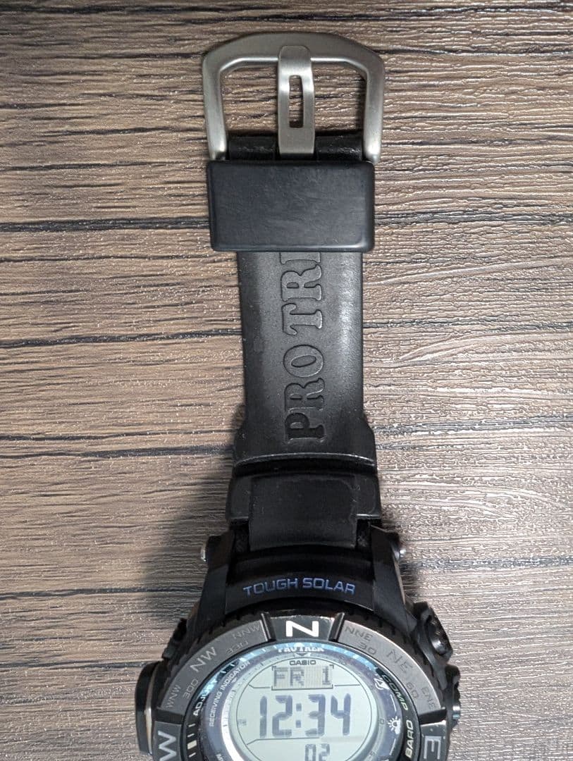 カシオ プロトレック 電波ソーラー時計 ブラック