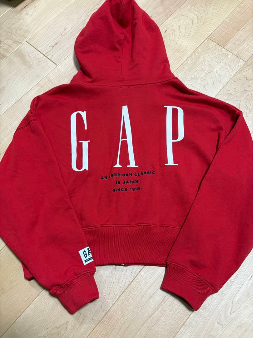 GAP 30thアニバーサリー　クロップドパーカー