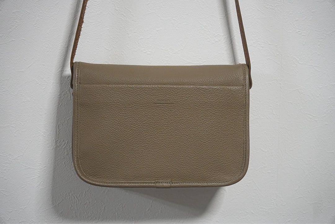 SLOW スロウ / shrinkシュリンクレザーショルダーバッグ