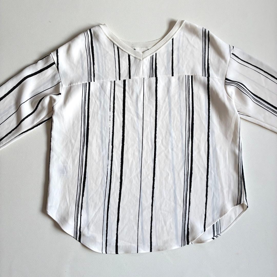 ◆美品◆ギャルリーヴィー◆ドローイングラインプリントプルオーバーシャツ◆F