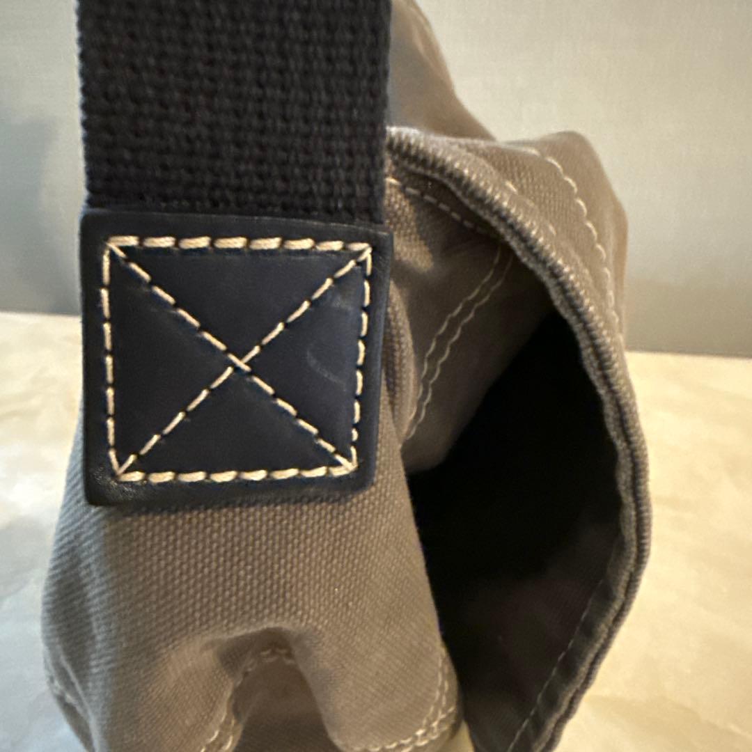 ヴィヴィアン　カーキ