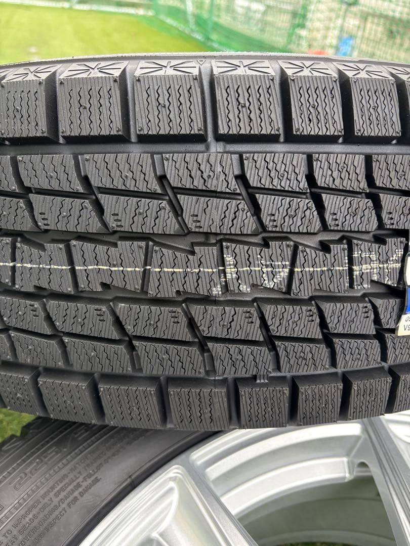 ⭐︎新品‼️⭐︎ハリヤー　19インチ　スタッドレスタイヤ　ホイールセット　グッドイヤー