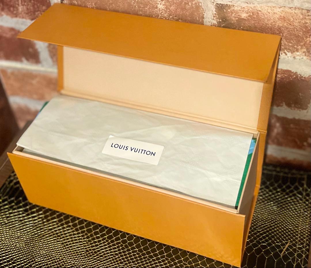 Louis Vuitton Spell On You スペルオンユー ヴィトン