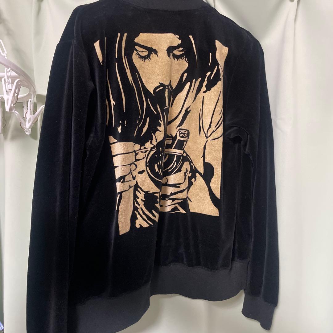 ヒステリックグラマーのジップパーカー