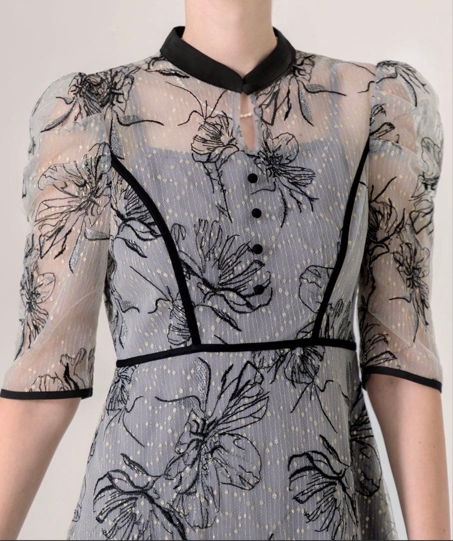 Leja配色パイピングプチハイネック花柄刺繍ラメレースロング丈ドレスワンピースS