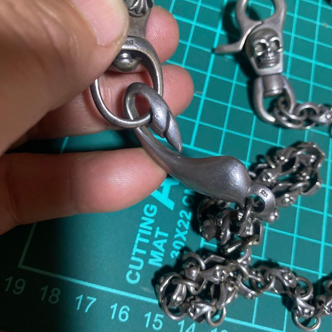 素早い対応925 スカル　ウォレットチェーン　ユリモチーフ　ch クロス