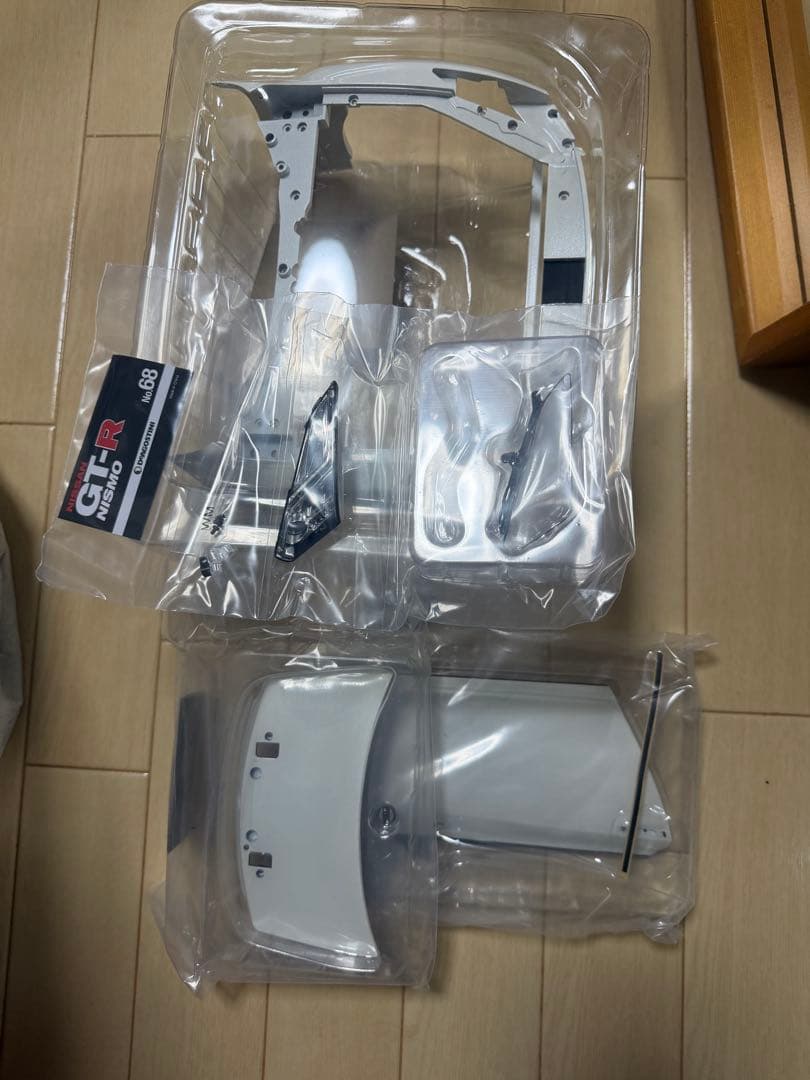 Nissan GT-R Nismo 1/8スケールモデルキット　29セット