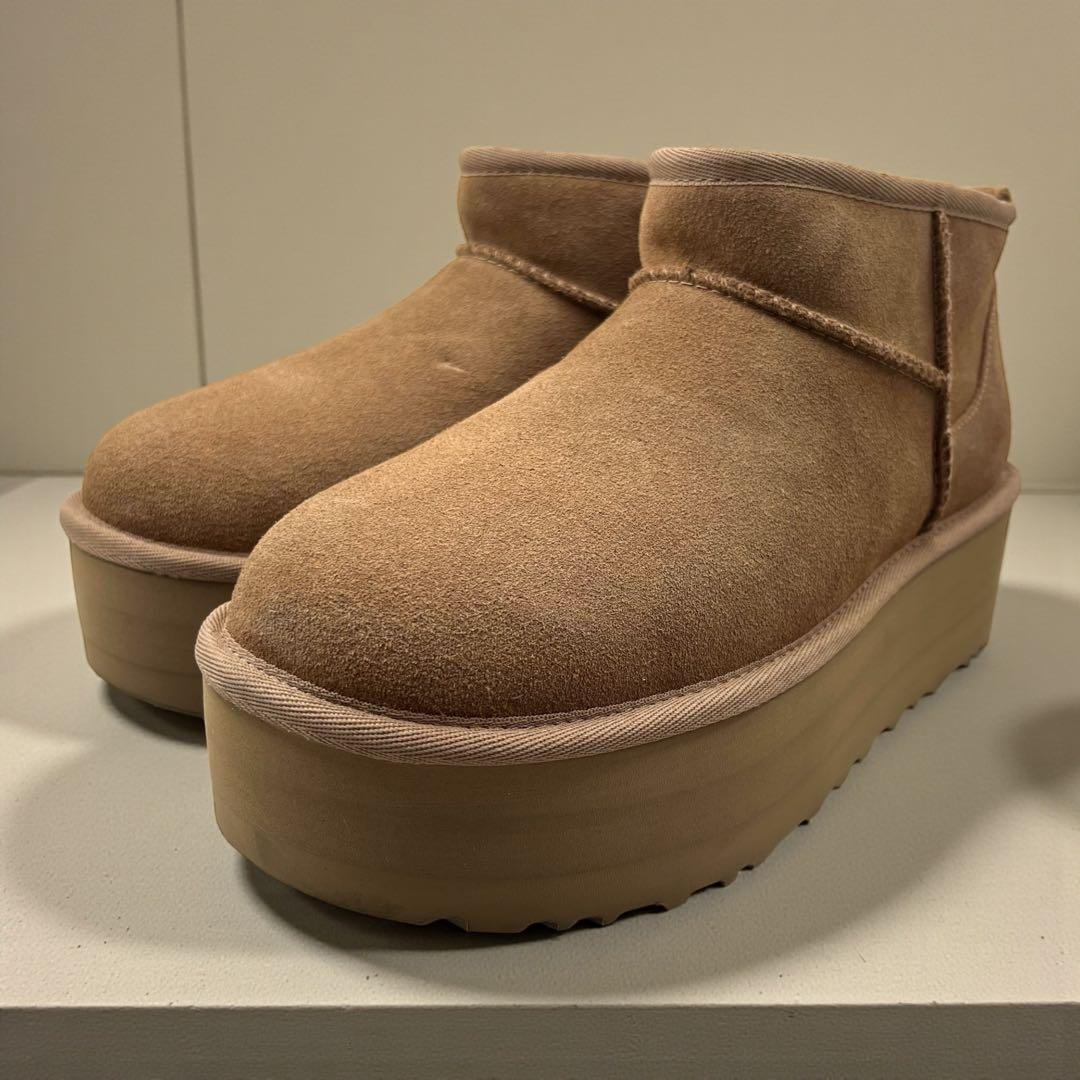 極美品 UGG クラシック ウルトラ ミニ プラットフォーム ブーツ 25 厚底