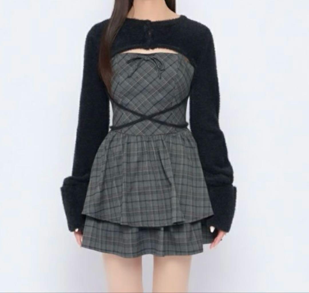 BUBBLES オープンネックギャザーワンピース