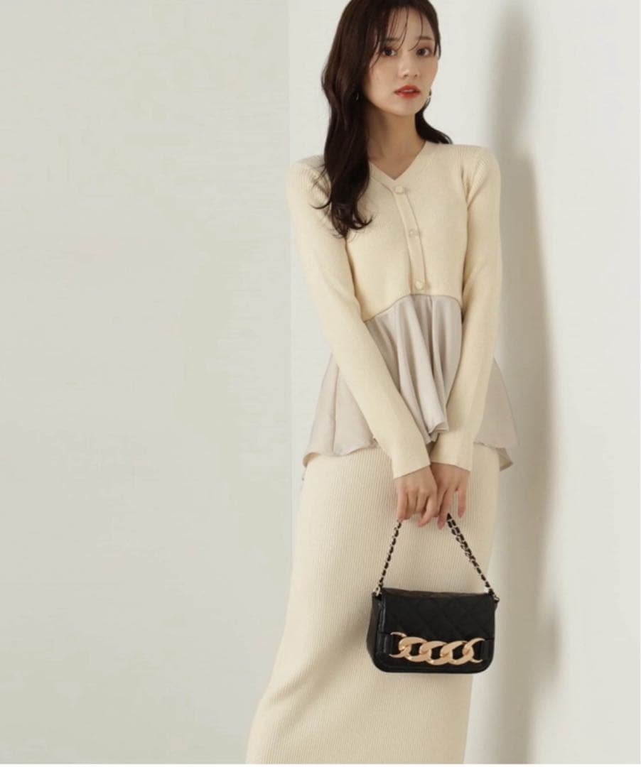 【新品】ペプラムナローニットセットアップ　エクリュ1 S 定価14,960円