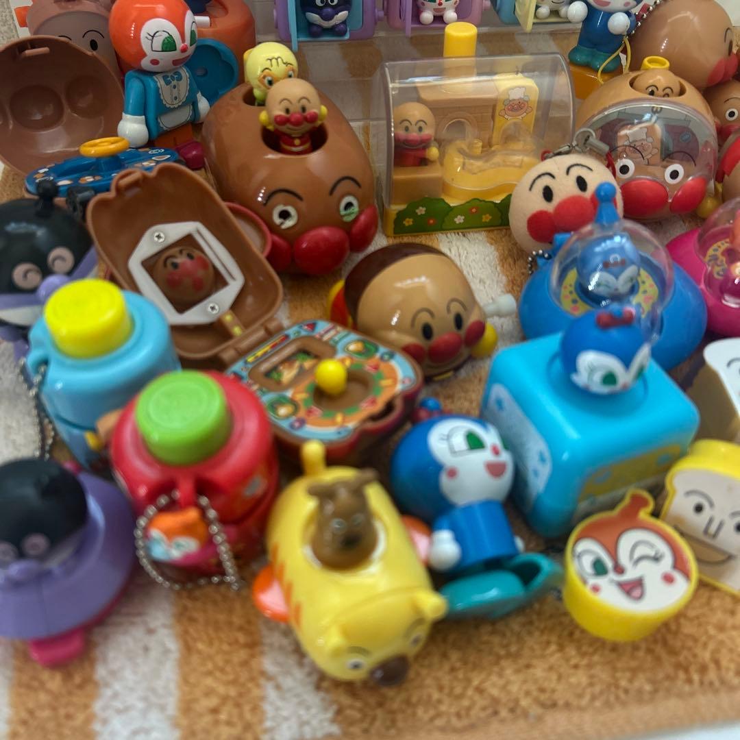 アンパンマン　ガチャガチャ　食玩　おもちゃ　詰め合わせ３０個以上ジャムおじさん