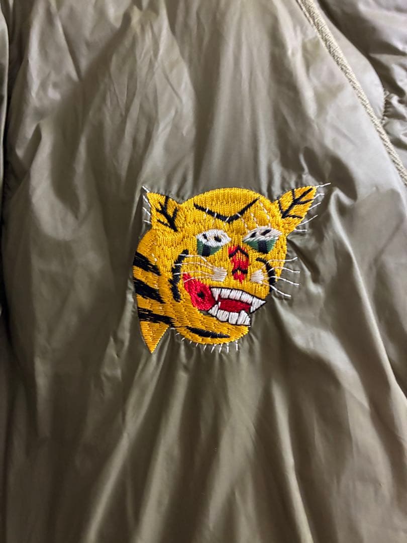 【本日限定】Taion ベトジャン キルティング インナーダウン　Lサイズ