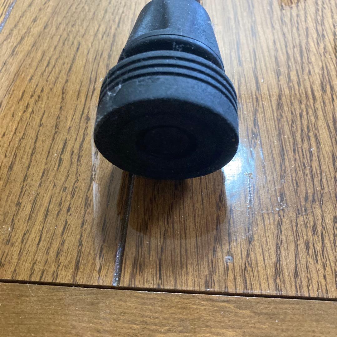 ブラック松葉杖