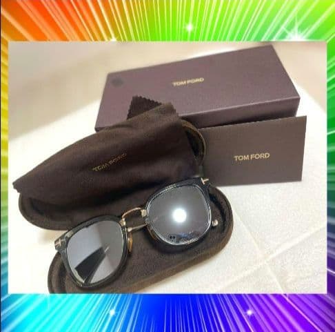 Tom Ford（トムフォード）TF548 キャットアイサングラス