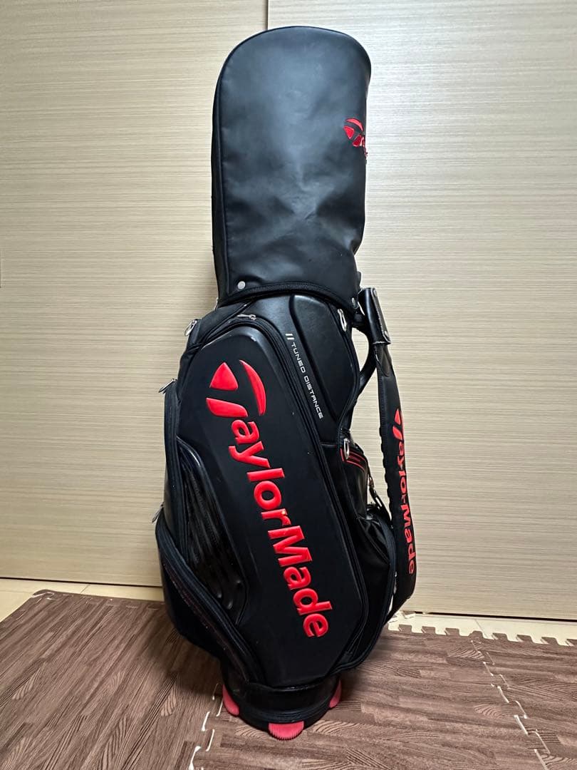 【値下げ】テーラーメイド　キャディバッグTUNED DISTANCE