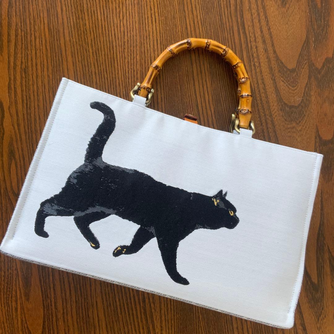 帯　猫と蝶々　リメイク　バンブーハンドルバッグ　浅型マチ広め