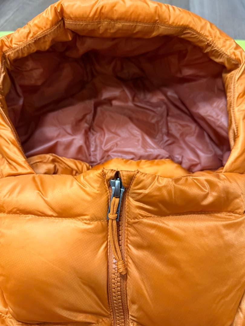 パタゴニア フィッツロイダウンフーディ L オレンジ 【ほぼ未使用の美品】