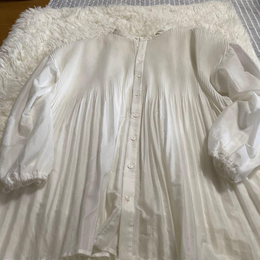 本日限定価格ビアズリーBEARDSLEY プリーツシャツ定価19800円