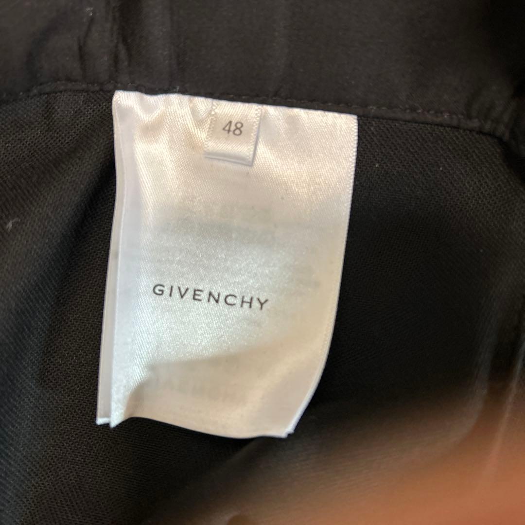 GIVENCHY 黒 スラックス
