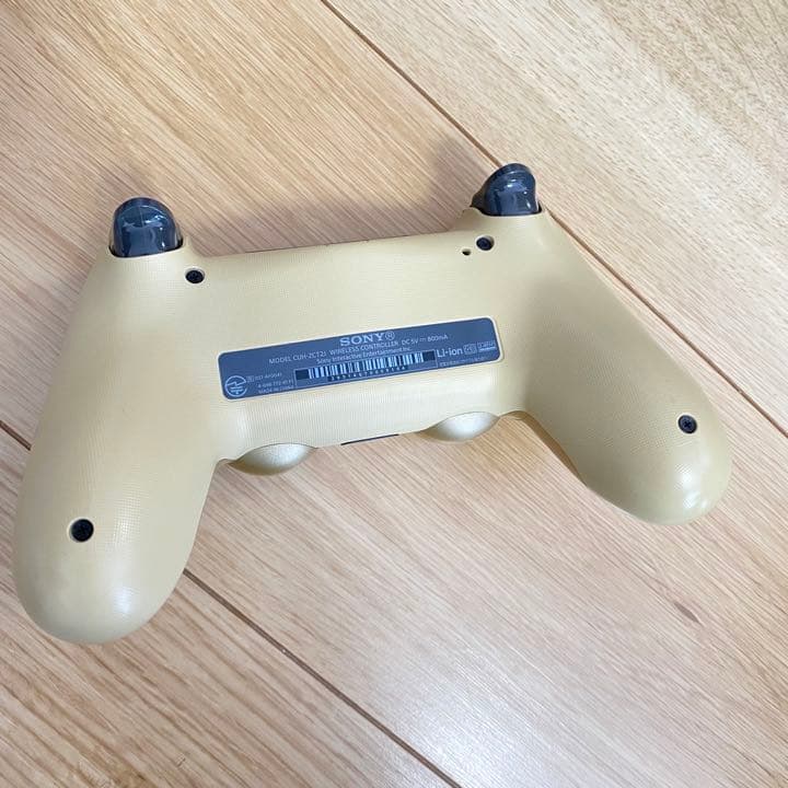 【美品】　SONY PlayStation4 CUH-2100A