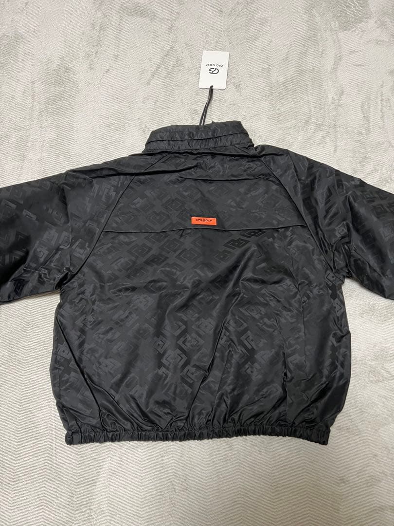 ブラック軽量ジャケット レディース