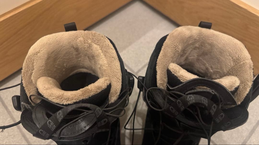 Salomon スノーボードブーツ 黒