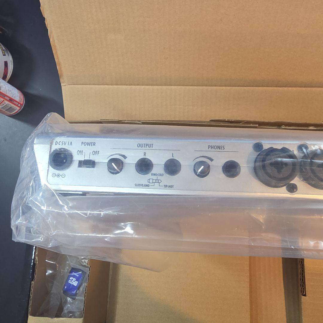 ZOOM R24 マルチトラックレコーダー