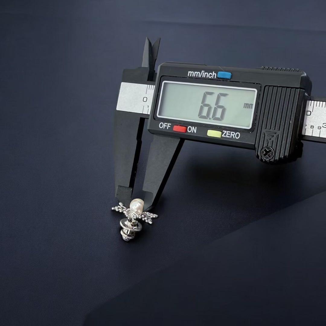 【新品同様】ミキモト　ピンブローチ　バッチ　コサージュ　アコヤ　パール　雪の結晶