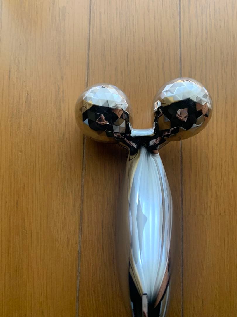 【ほぼ未使用】リファカラット/正規品/美顔ローラー