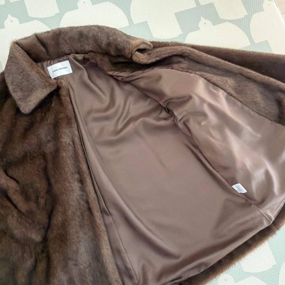 ＜EMMEL REFINES＞EM フェイクファー ミディアム コート