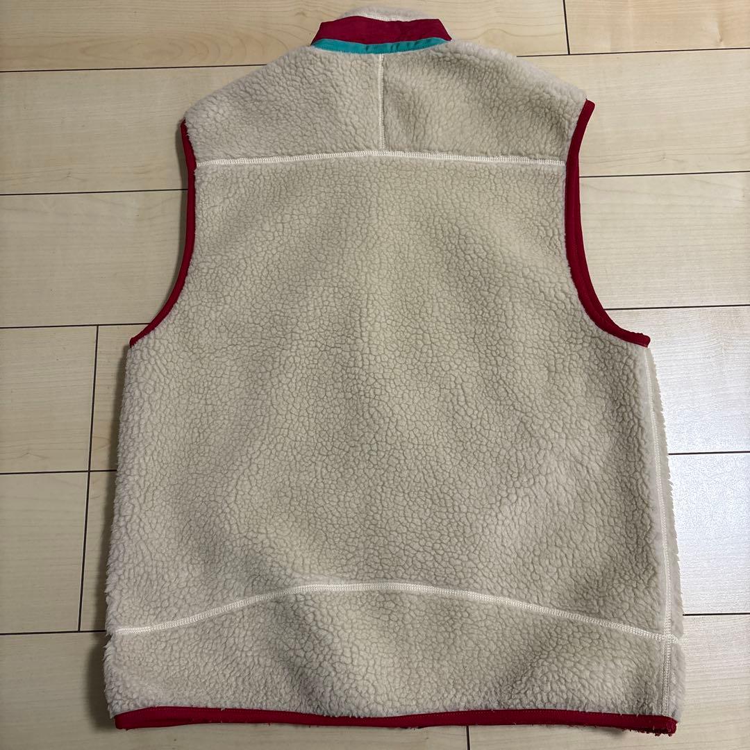 patagonia メンズ ベスト M クリーム色/赤
