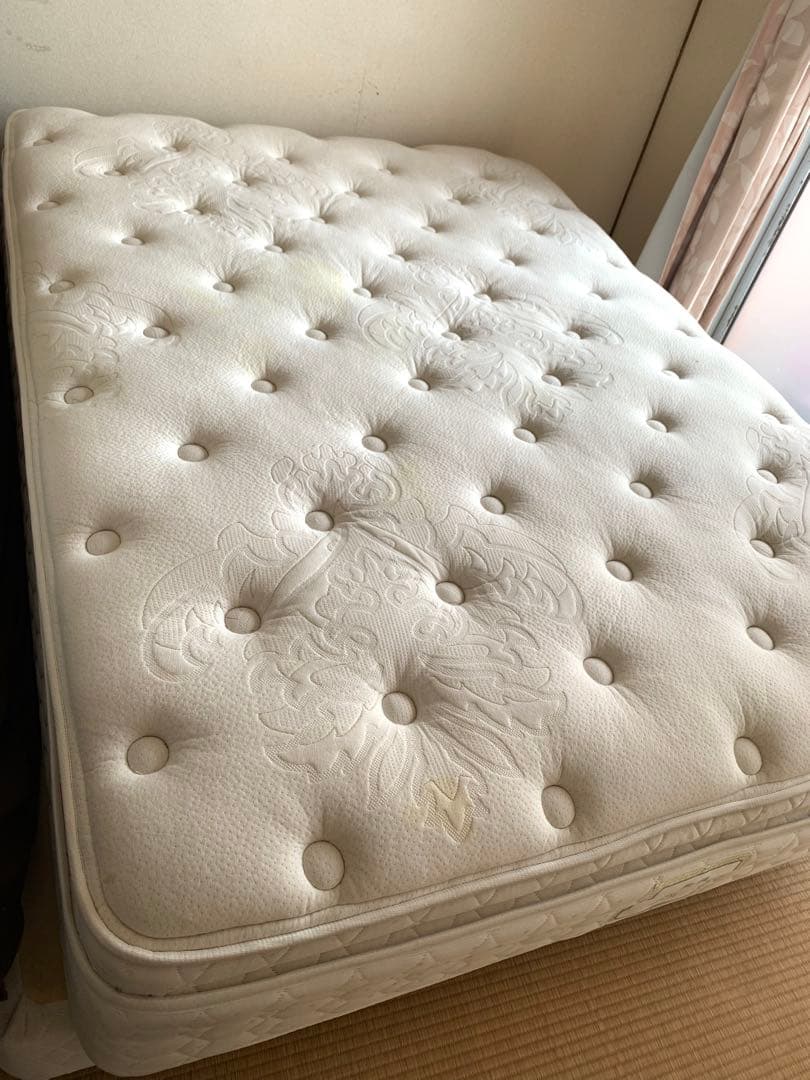 Sealy ベッド　マットレス　Posturepedic Nectar ダブル