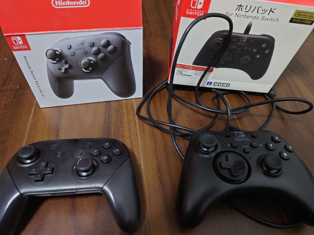 ニンテンドーswitch本体&純正プロコントローラー&周辺機器