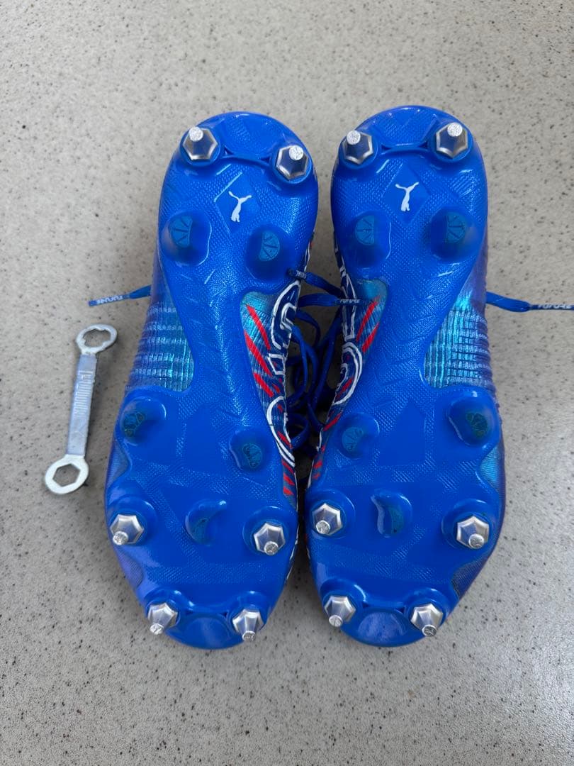 Puma 青 ハイカット サッカーシューズ