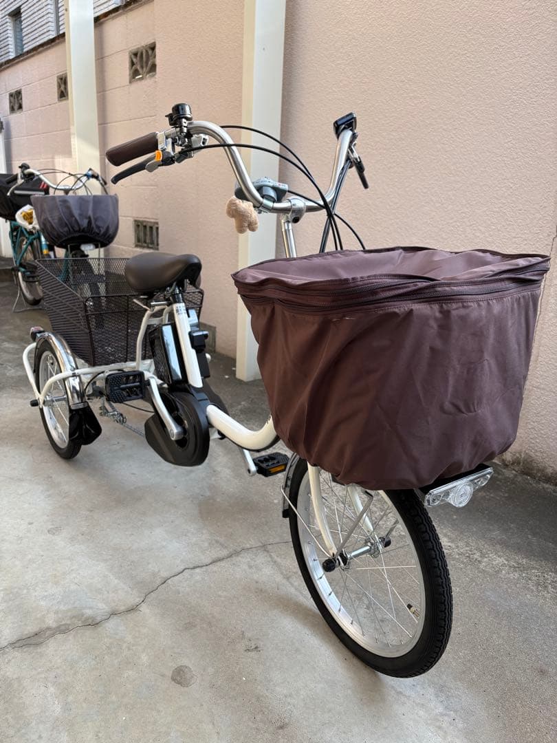 電動アシスト三輪車 パナソニック　ビビライフ　ほぼ新品