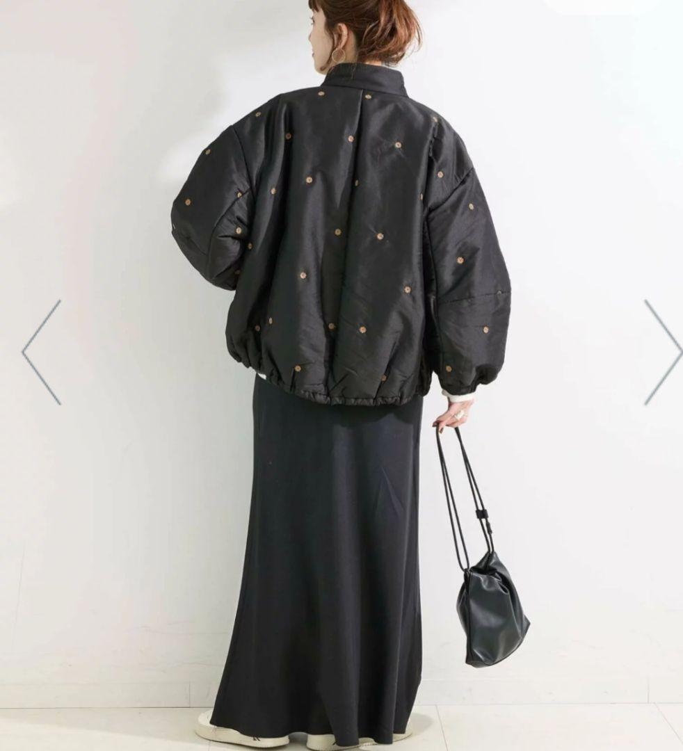 今季購入★極美品★ベーセーストックB.CSTOCK中わた刺繍ブルゾン黒アウター