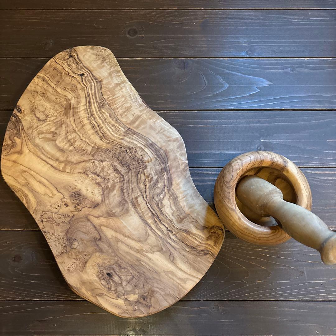 オリーブの木　まな板LL+乳鉢L